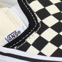 VANS Classic Slip On Toile Damier Enfant Blanc Noir -Magasin De Chaussures De Mode vans classic slip on toile damier enfant blanc noir 7